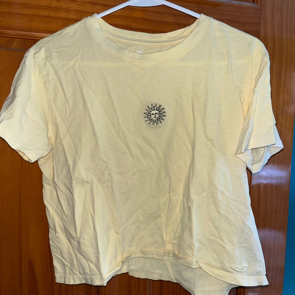 Yellow Hollister sun tee